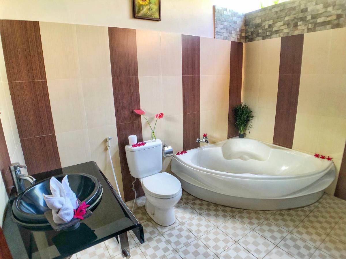 Uma Dewi Guest House Ubud Buitenkant foto