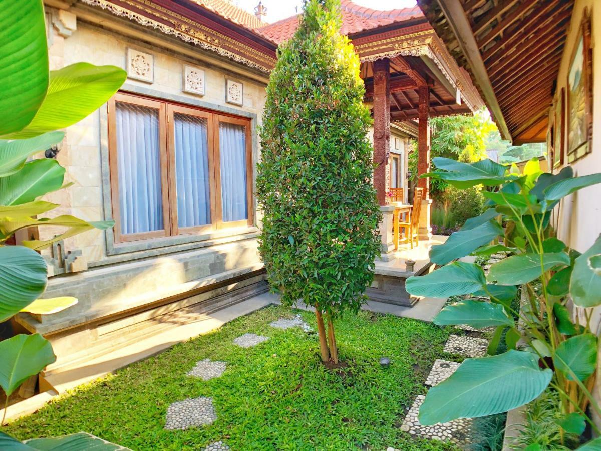 Uma Dewi Guest House Ubud Buitenkant foto