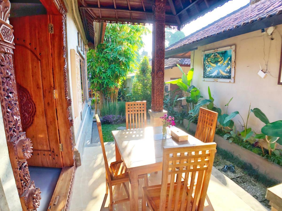 Uma Dewi Guest House Ubud Buitenkant foto